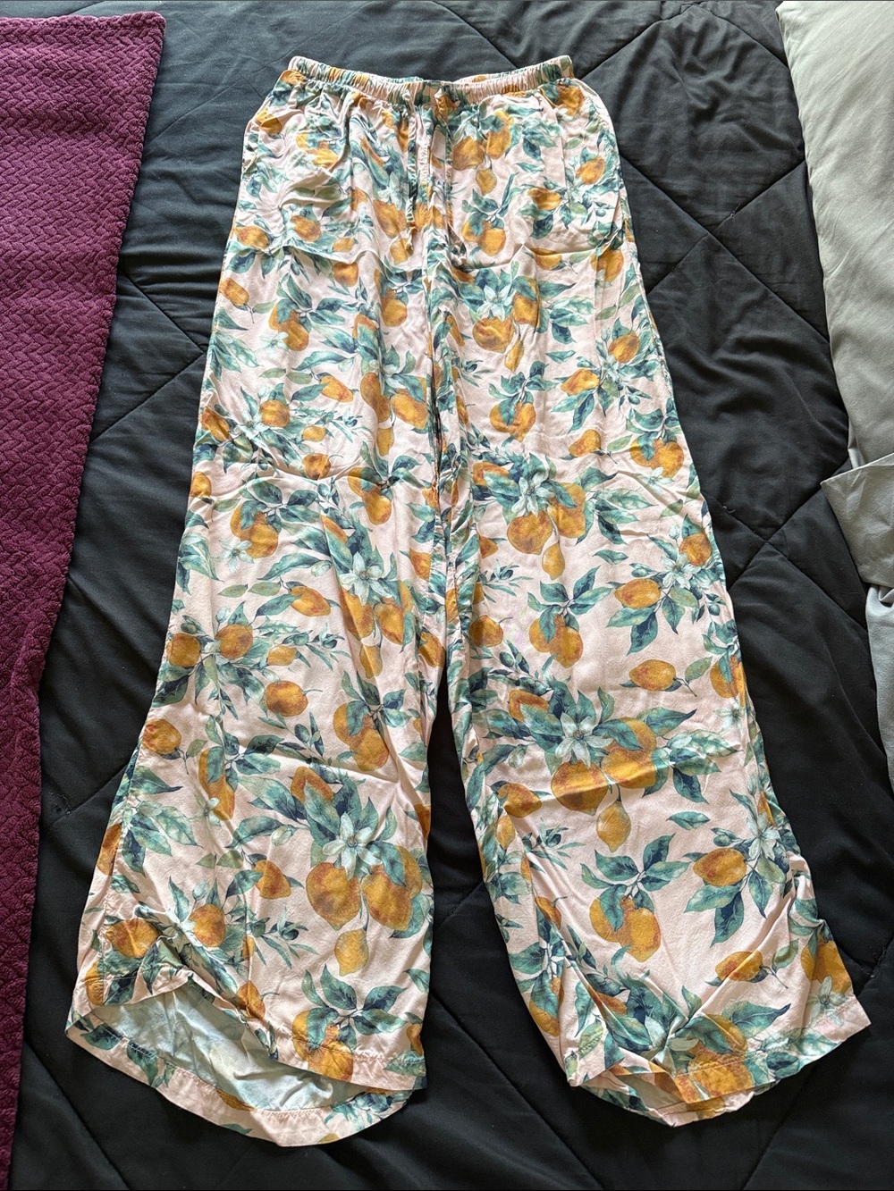 Lightweight pants
